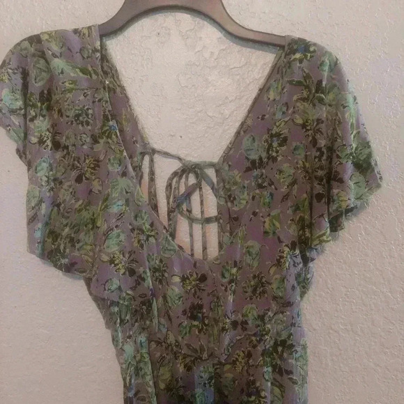 ANGIE Floral Boho Print Dress Size S Womens Flutter Sleeve Ruffle - Picture 3 of 9